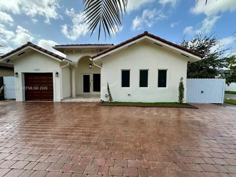 15490 SW 10th St