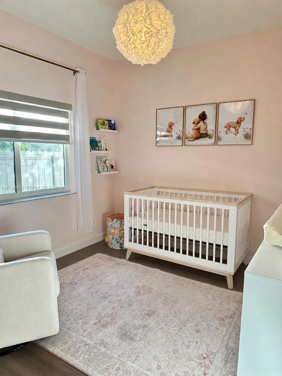 15490 SW 10th St Miami, FL 33194