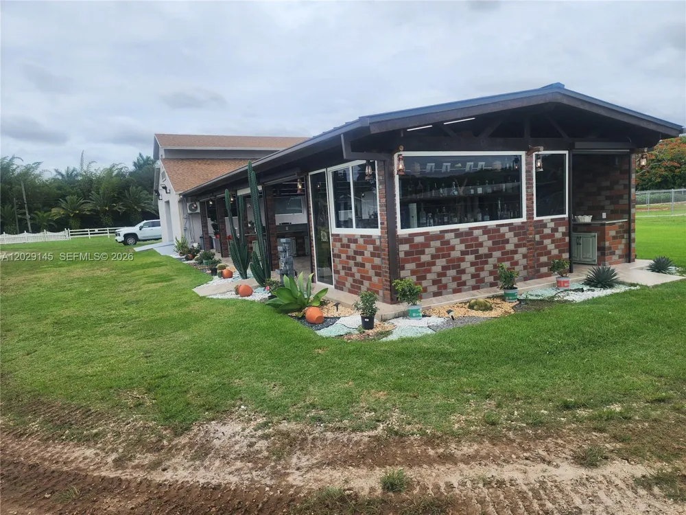 Address Not Shown Homestead, FL 33031