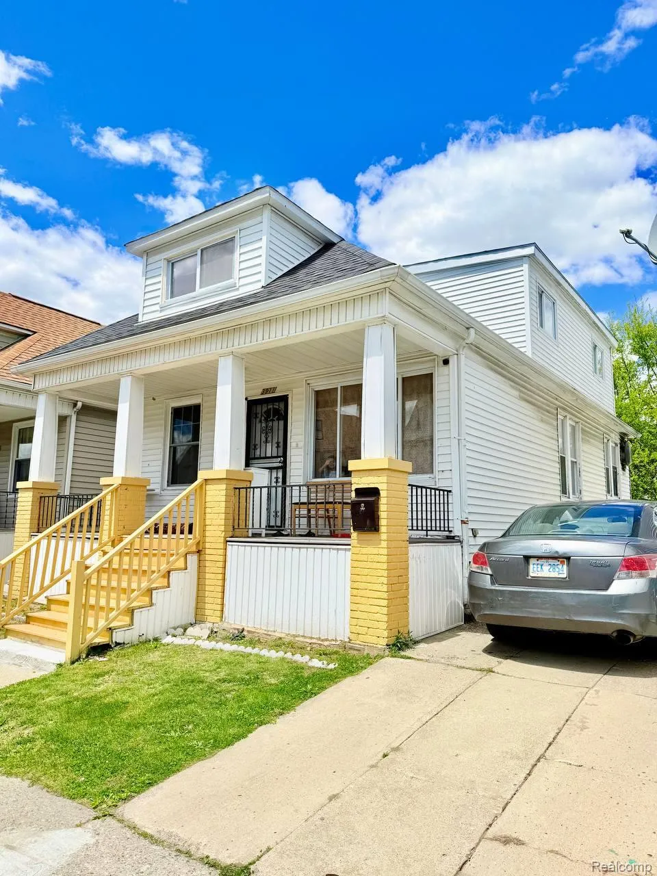 3911 Edwin Street Hamtramck City, MI 48212
