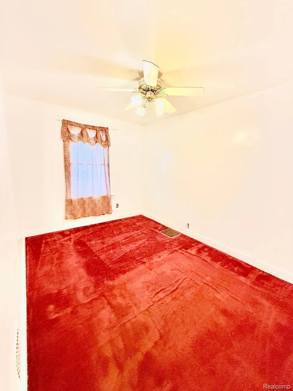 3911 Edwin Street Hamtramck City, MI 48212