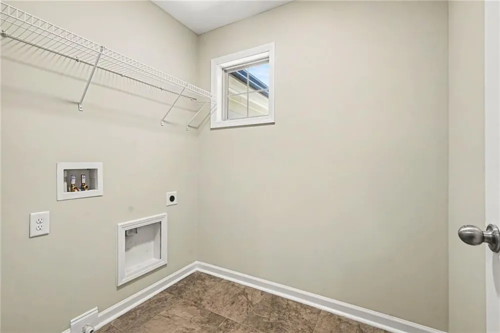 181 Dewey Road Lilburn, GA 30047