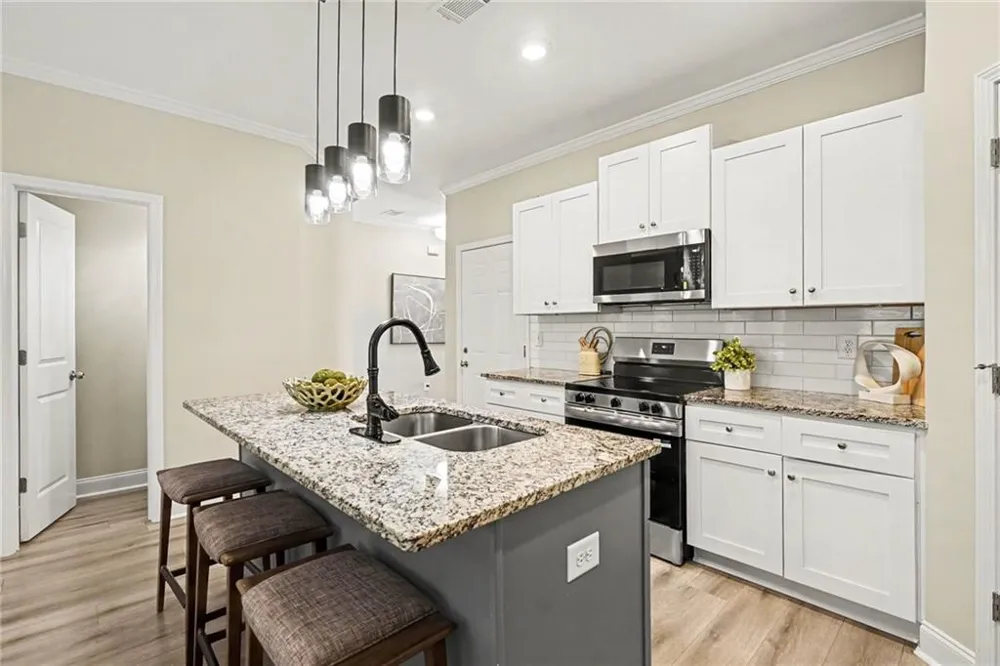 181 Dewey Road Lilburn, GA 30047