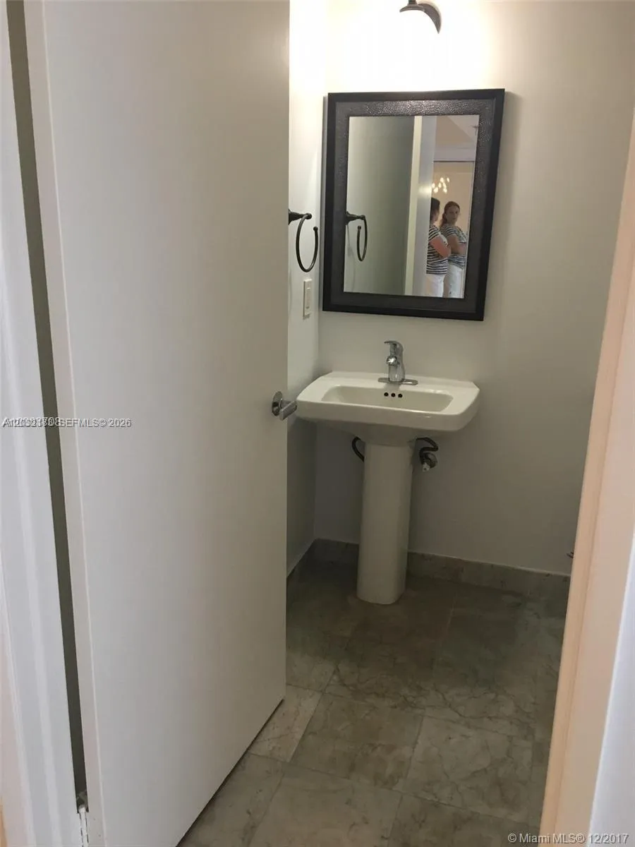 9341 Collins Ave #1006 Surfside, FL 33154