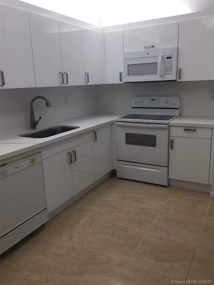 9341 Collins Ave #1006 Surfside, FL 33154