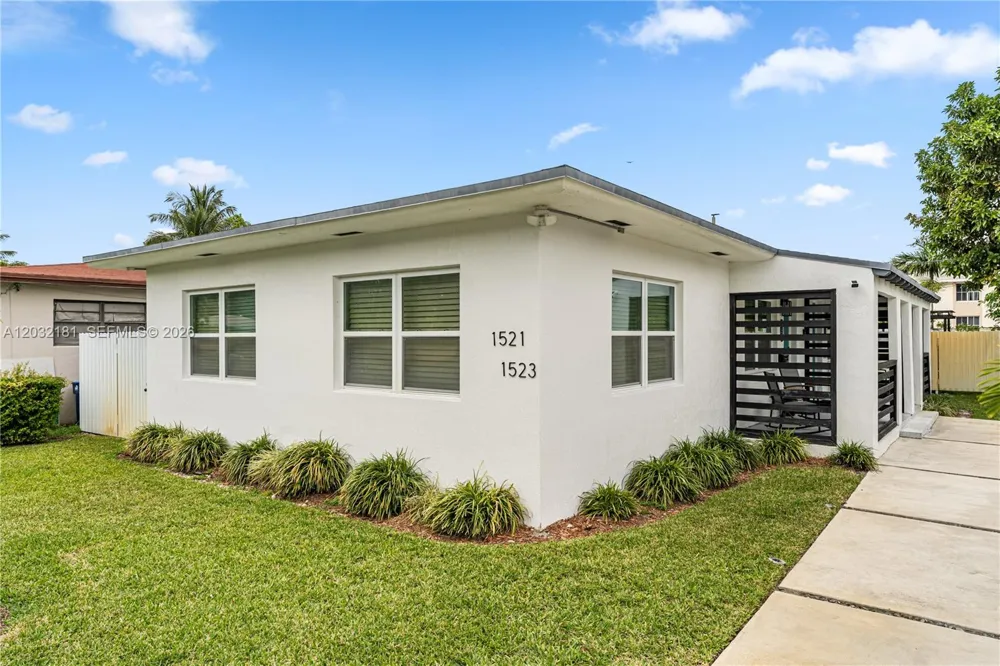 1521 NE 118th Ter #1 Miami, FL 33161