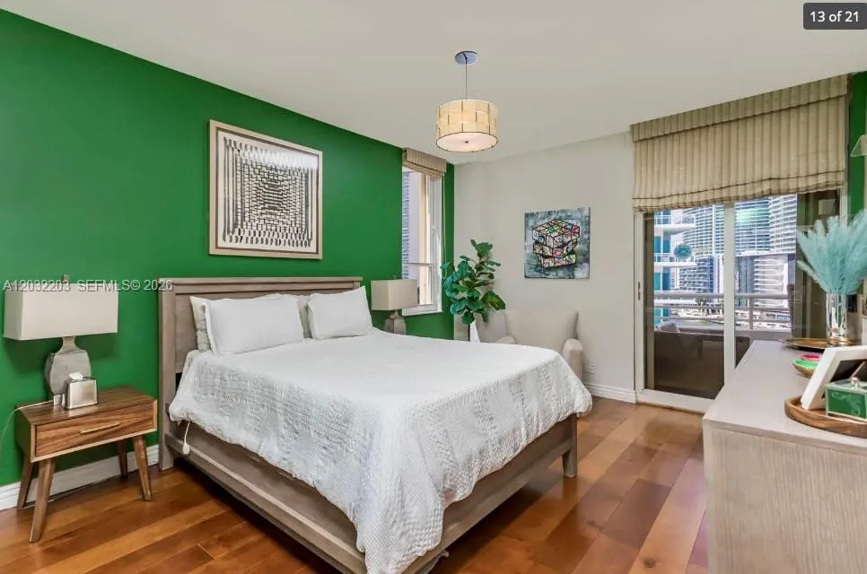 888 Brickell Key Dr #1004 Miami, FL 33131