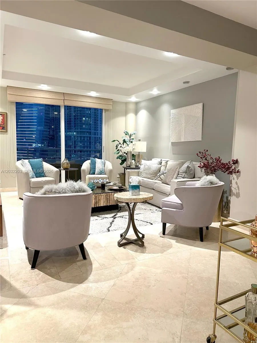 888 Brickell Key Dr #1004 Miami, FL 33131