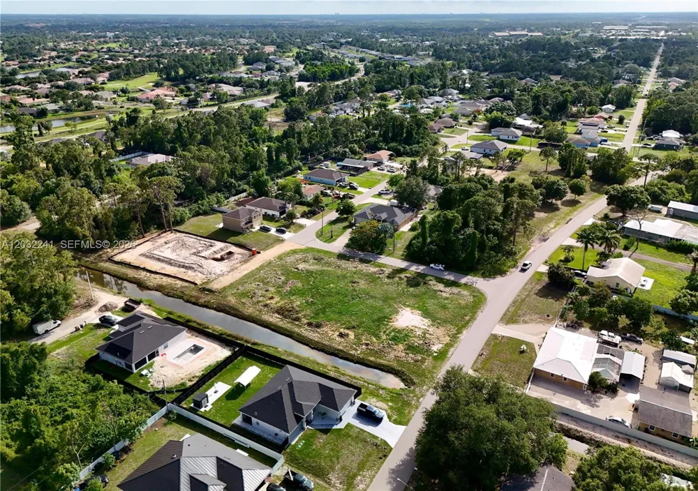 4th St W Lehigh Acres, FL 33971