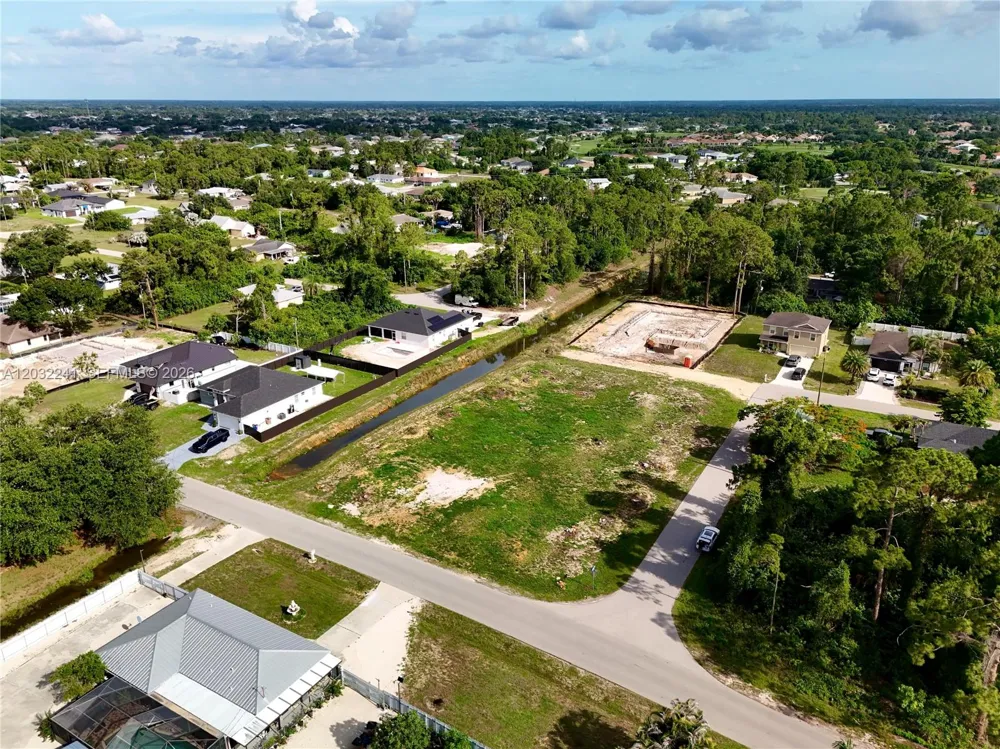 4th St W Lehigh Acres, FL 33971