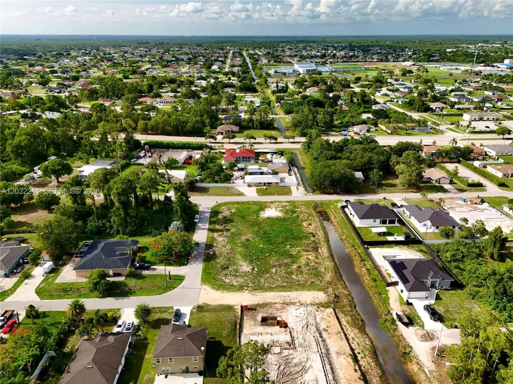 4th St W Lehigh Acres, FL 33971