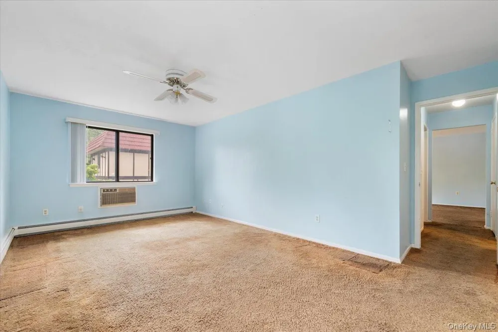 8 Loudon Drive #13 Fishkill, NY 12524