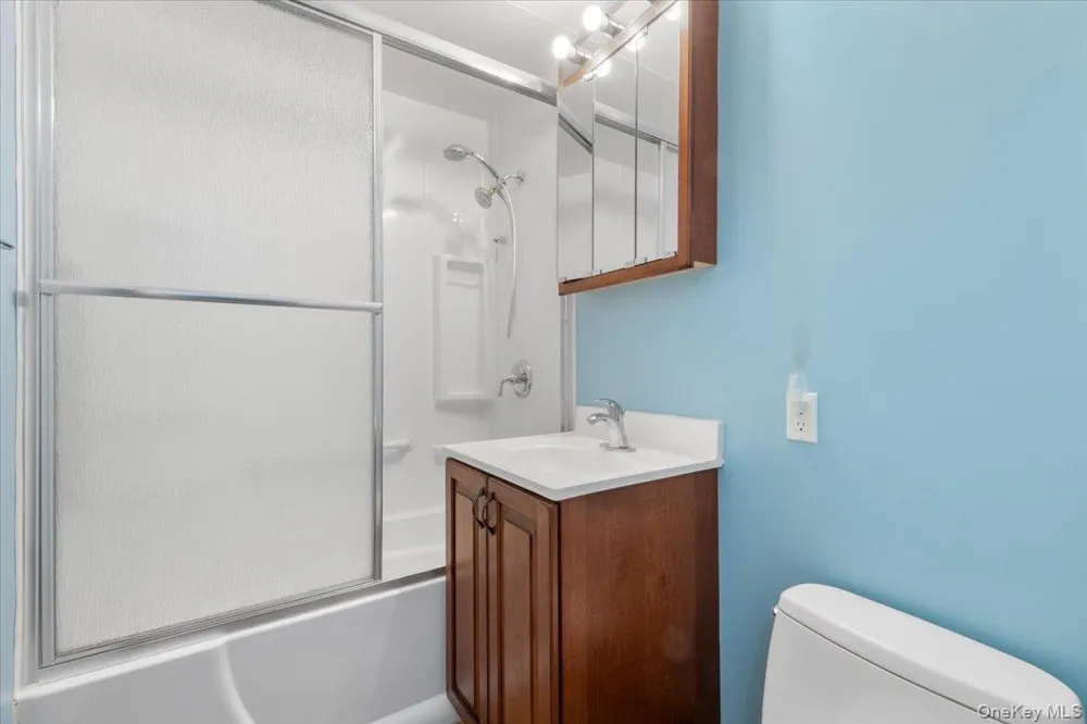 8 Loudon Drive #13 Fishkill, NY 12524