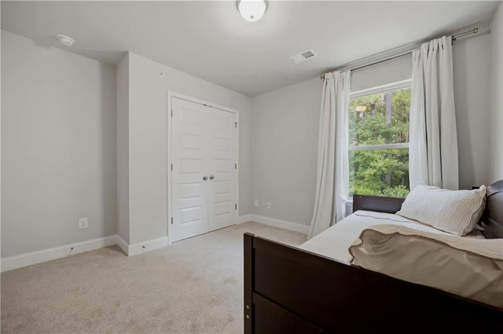 219 Yellowwood Way Woodstock, GA 30188