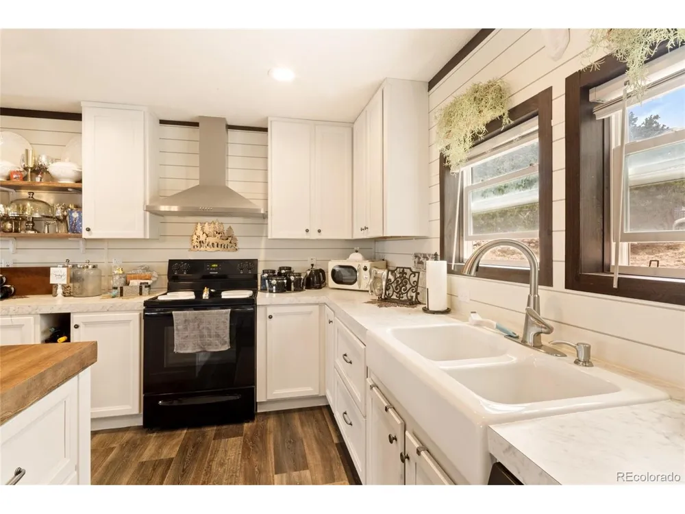 4247 Serene Way Crestone, CO 81131