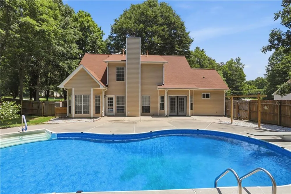 200 Kripple Kreek Drive Sharpsburg, GA 30277
