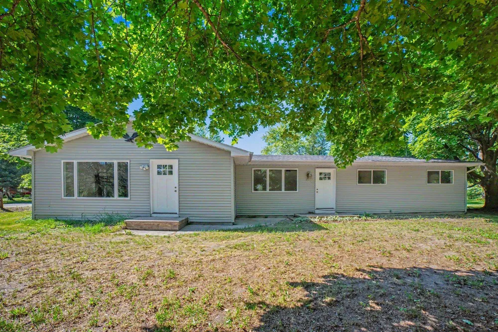 8220 E Upham Drive Chippewa Township, MI 48858