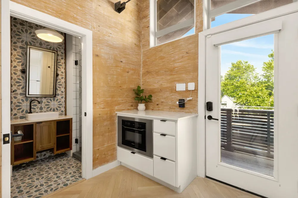 2309 S 4th Street Austin, TX 78704