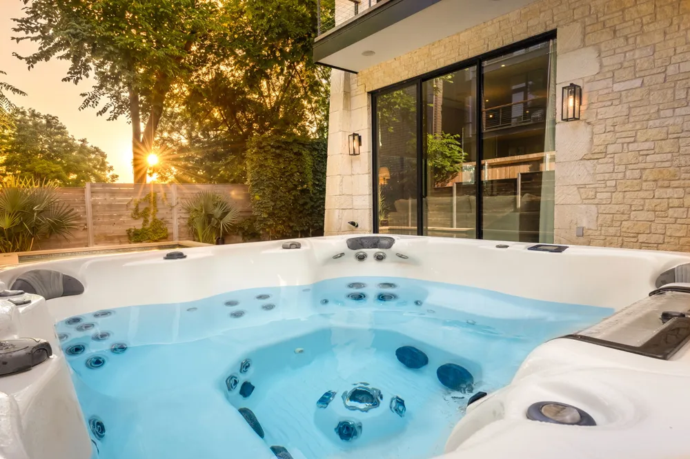 2309 S 4th Street Austin, TX 78704