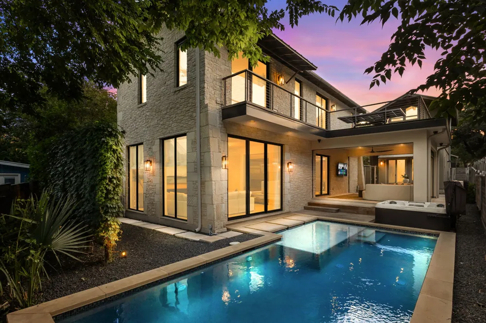 2309 S 4th Street Austin, TX 78704