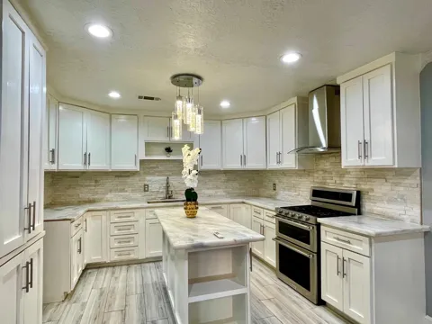 12223 Frazier River