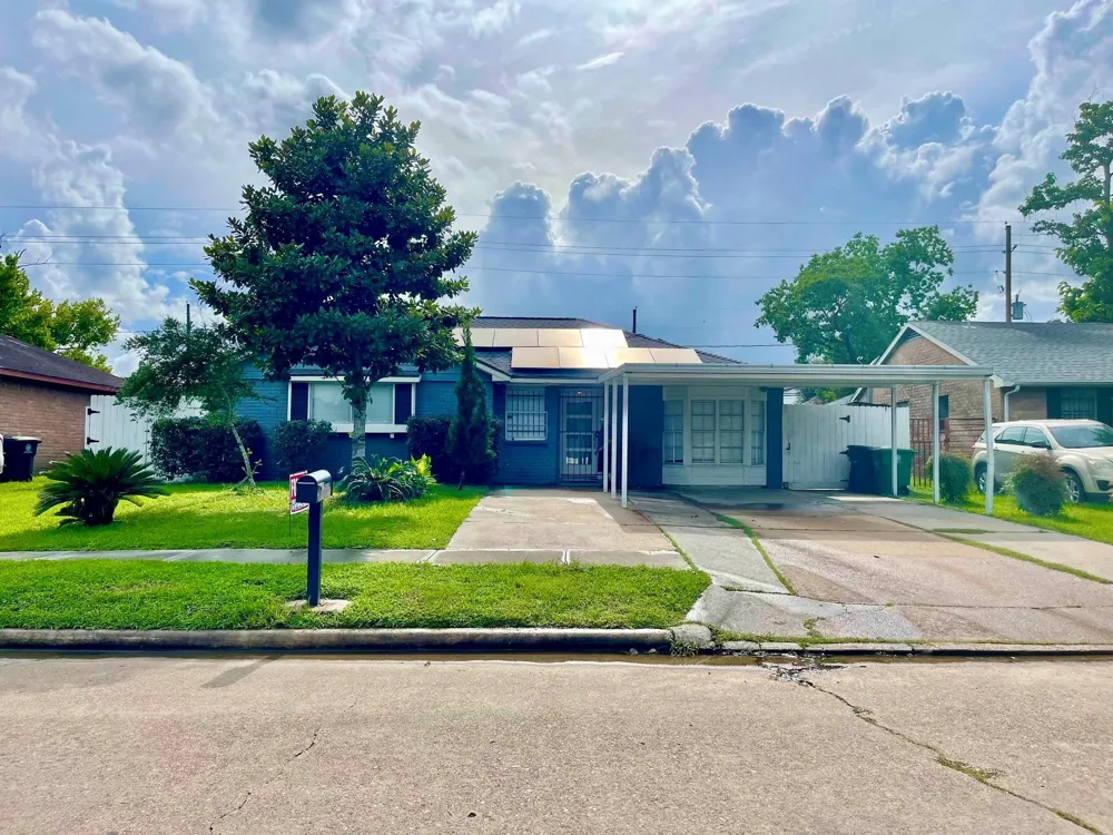 12223 Frazier River Houston, TX 77050
