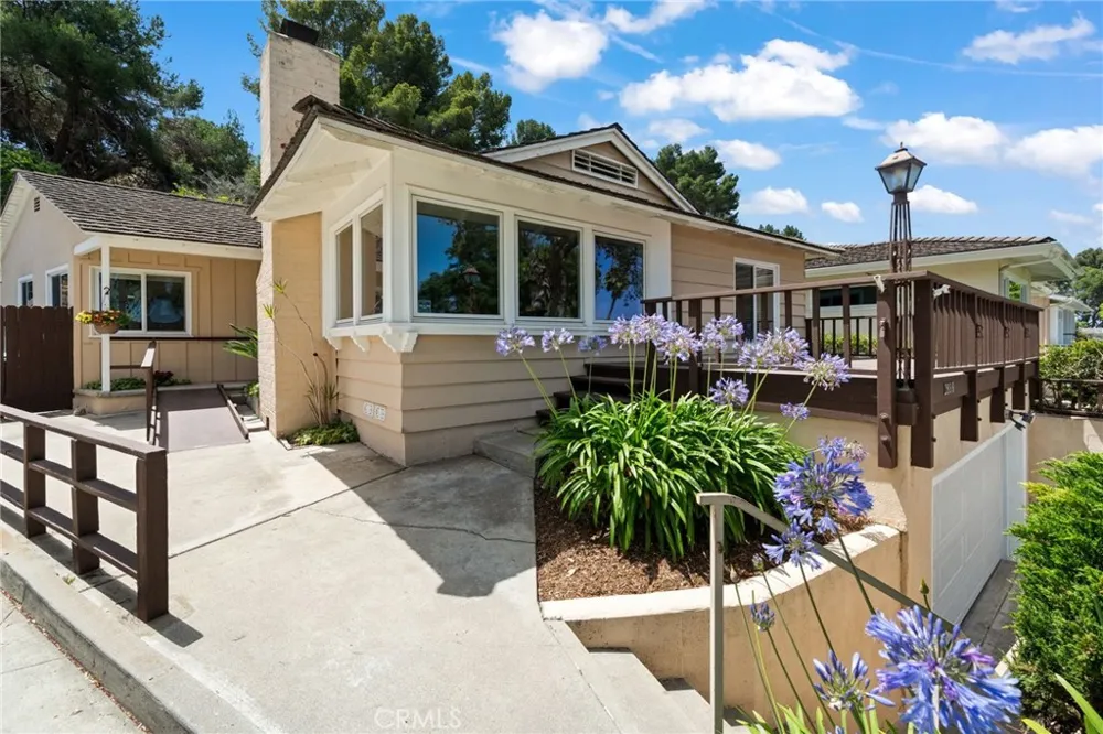 2888 Via De La Guerra Palos Verdes Estates, CA 90274