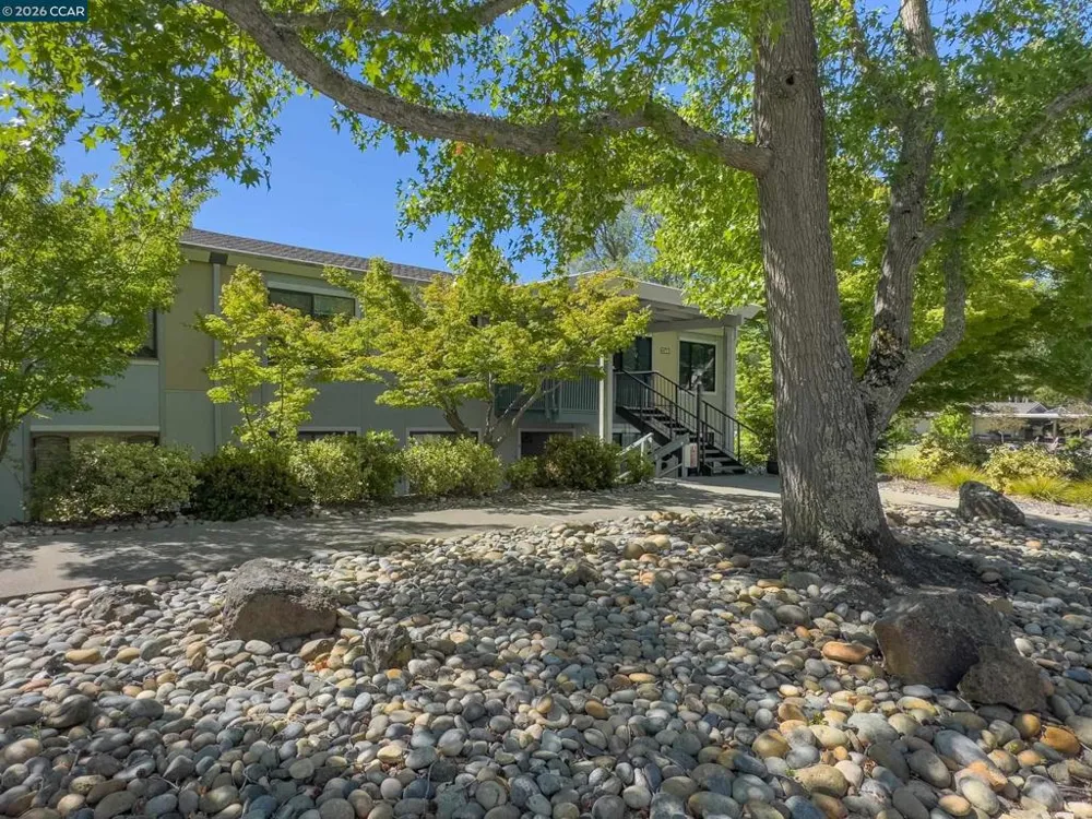 3349 Golden Rain Rd #15 Walnut Creek, CA 94595