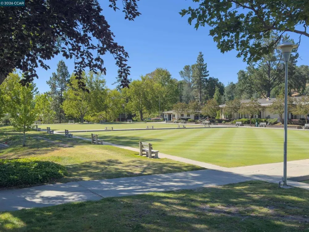 3349 Golden Rain Rd #15 Walnut Creek, CA 94595