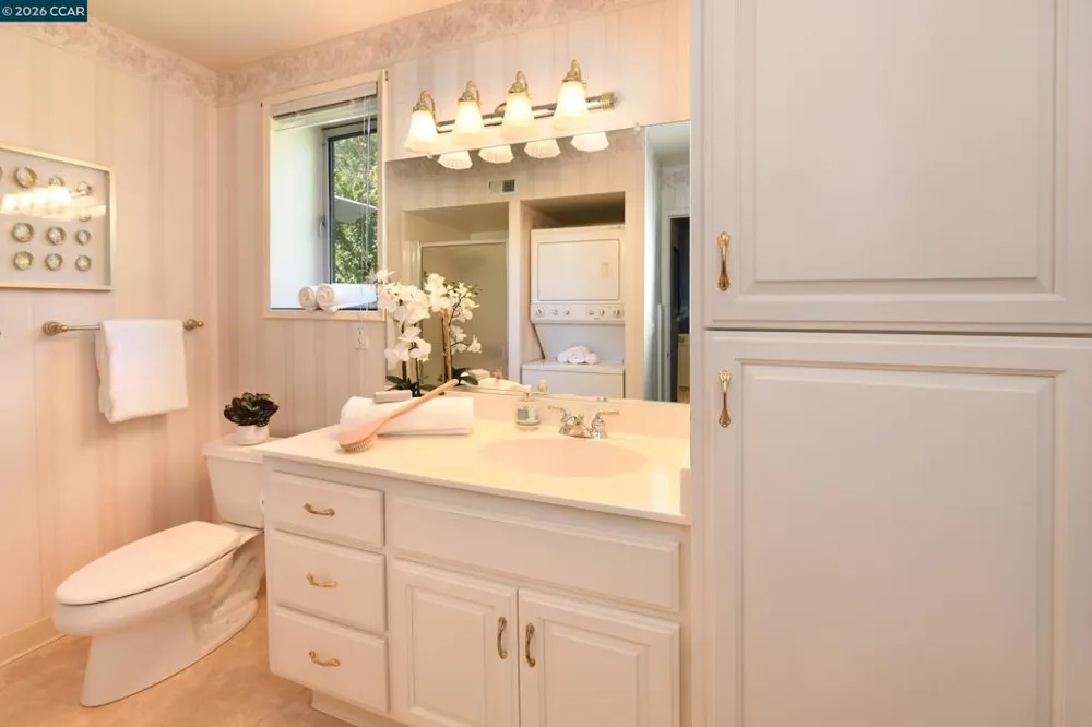 3349 Golden Rain Rd #15 Walnut Creek, CA 94595