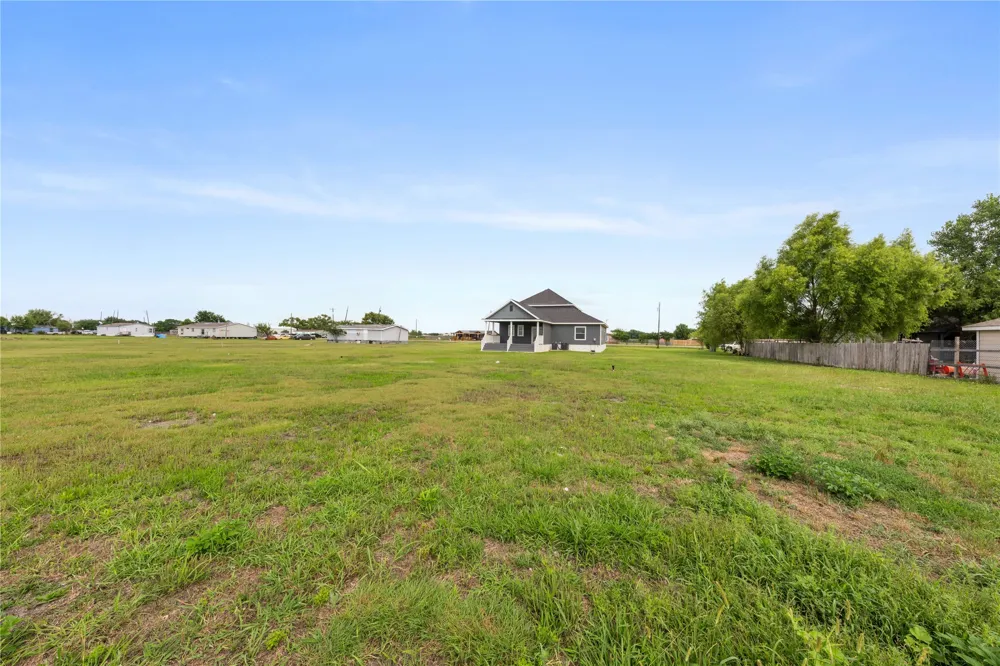 1128 Newton Road Ferris, TX 75125