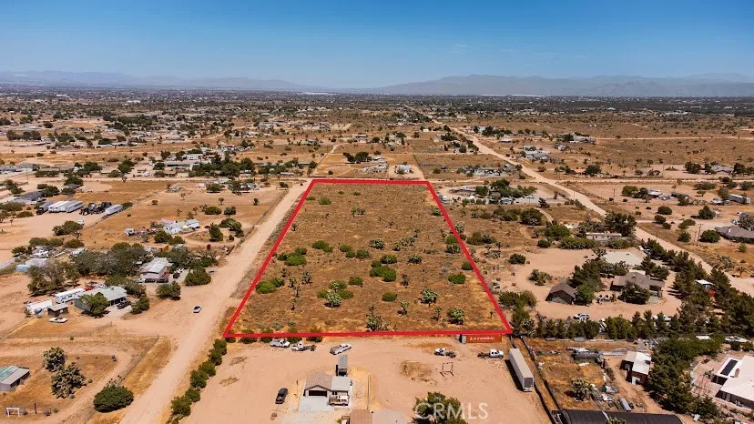 Elsinore Phelan, CA 92371