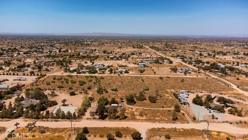 Elsinore Phelan, CA 92371