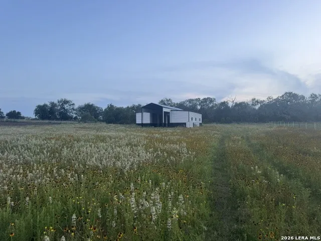 1540 Bluecreek La Vernia, TX 78121