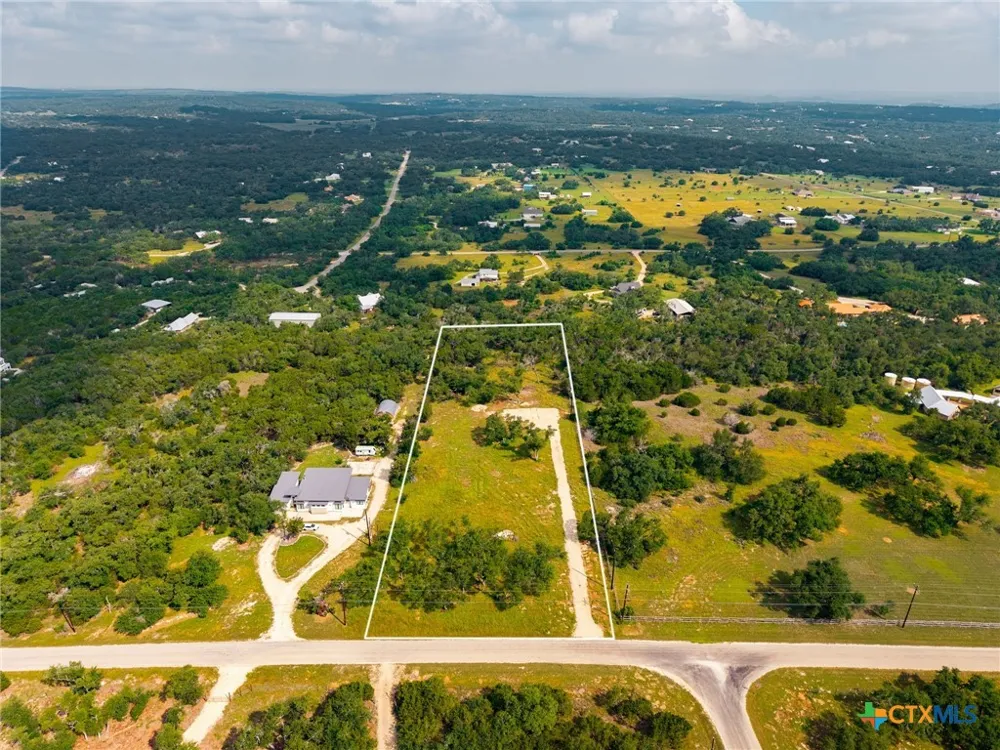 1907 Falconwood Drive San Marcos, TX 78666