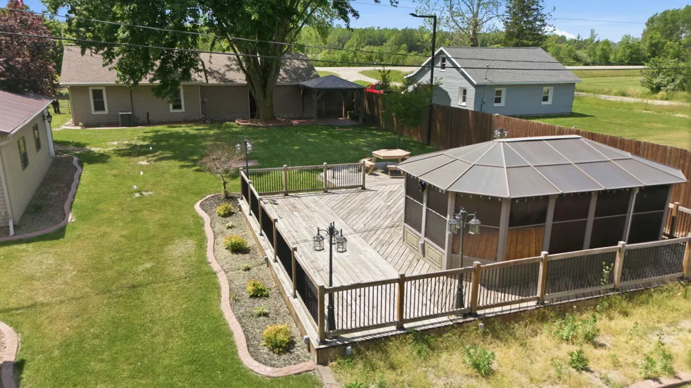 2743 Michigan 140 Highway Watervliet, MI 49098