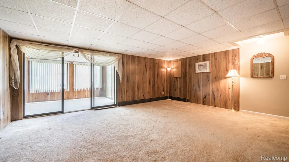 61957 Ticonderoga Drive #1 South Lyon City, MI 48178