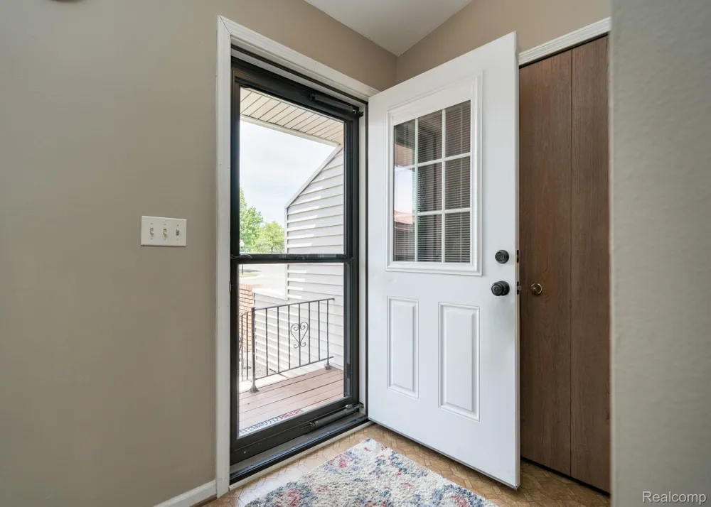 61957 Ticonderoga Drive #1 South Lyon City, MI 48178