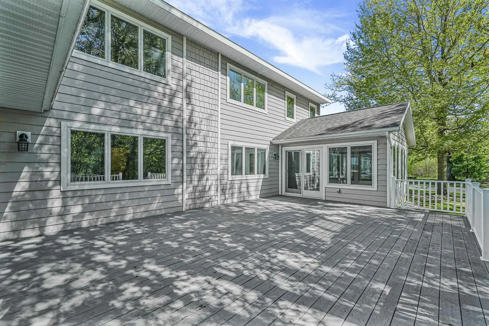 122 Davidsen Shores Drive Cadillac City, MI 49601