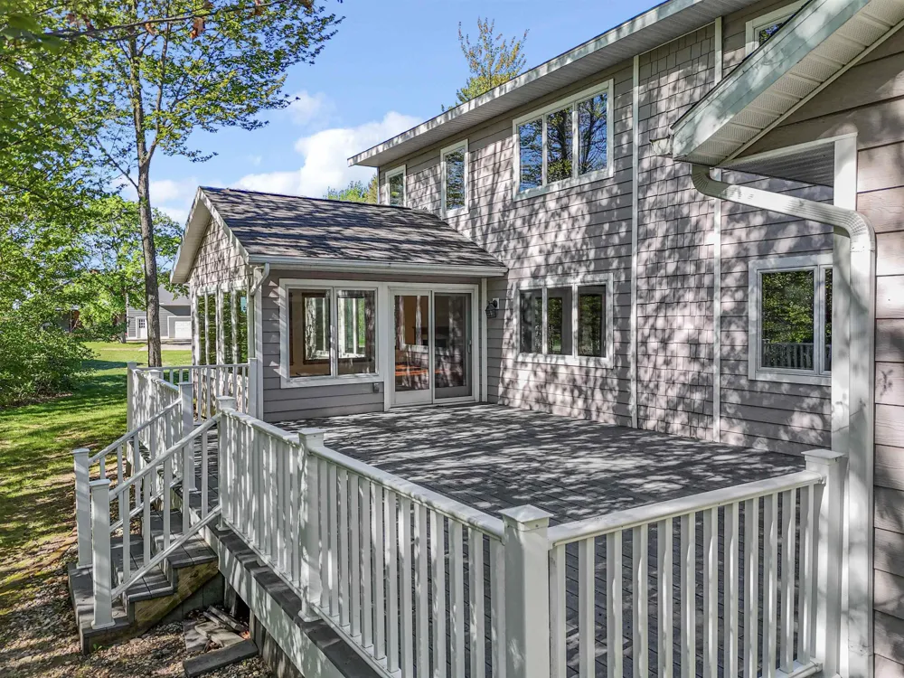 122 Davidsen Shores Drive Cadillac City, MI 49601