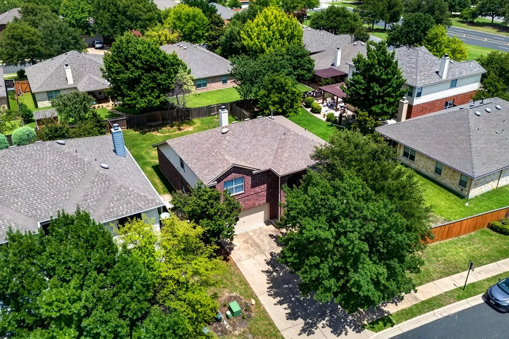 4489 Western Lake Drive Round Rock, TX 78665