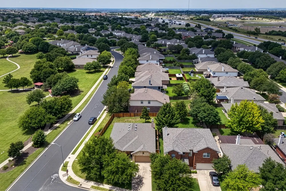 4489 Western Lake Drive Round Rock, TX 78665