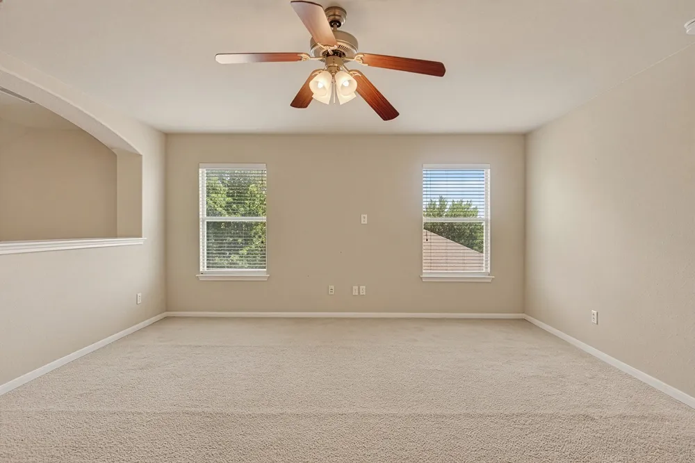 4489 Western Lake Drive Round Rock, TX 78665