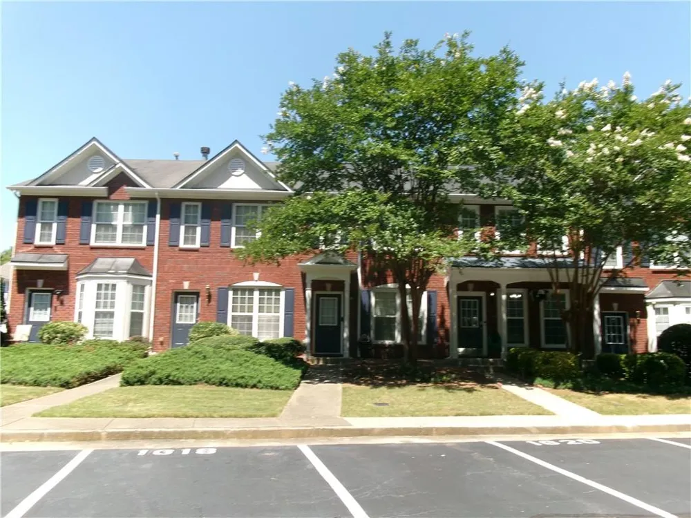 1620 Cove Creek Circle Norcross, GA 30093