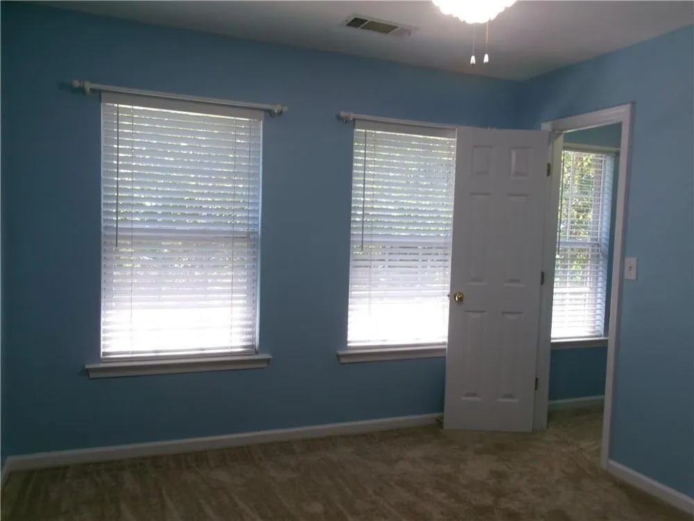 1620 Cove Creek Circle Norcross, GA 30093