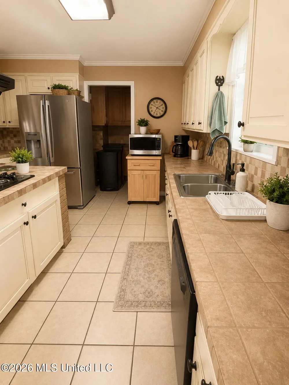 2237 Carol Street Greenville, MS 38703