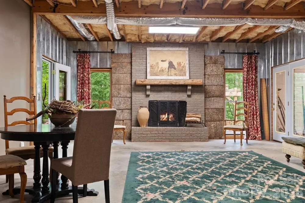 175 Green Hills Road Mill Spring, NC 28756