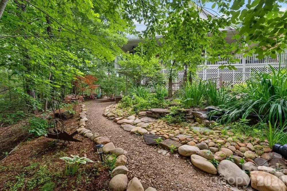 175 Green Hills Road Mill Spring, NC 28756