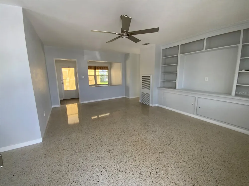 1404 COREY WAY S South Pasadena, FL 33707