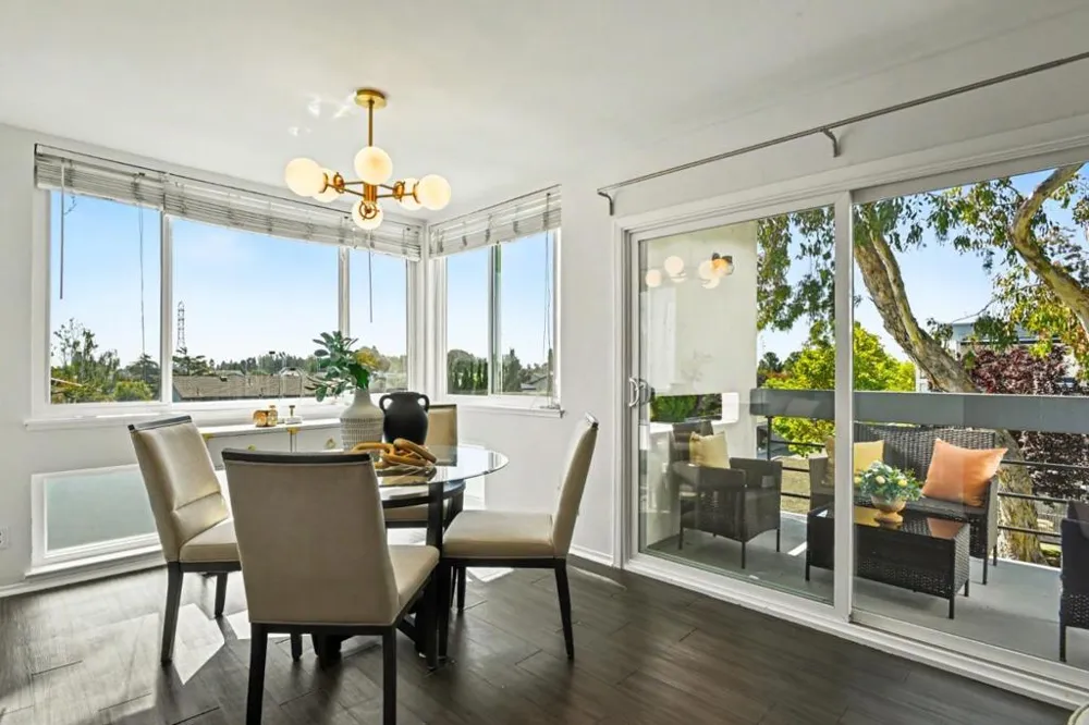 1041 Shell Boulevard #11 Foster City, CA 94404